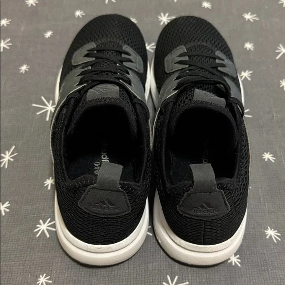 Worn once ADIDAS Durama Cloudfoam Unisex athleisure shoes. Size Women’s 6.5 - Picture 11 of 16